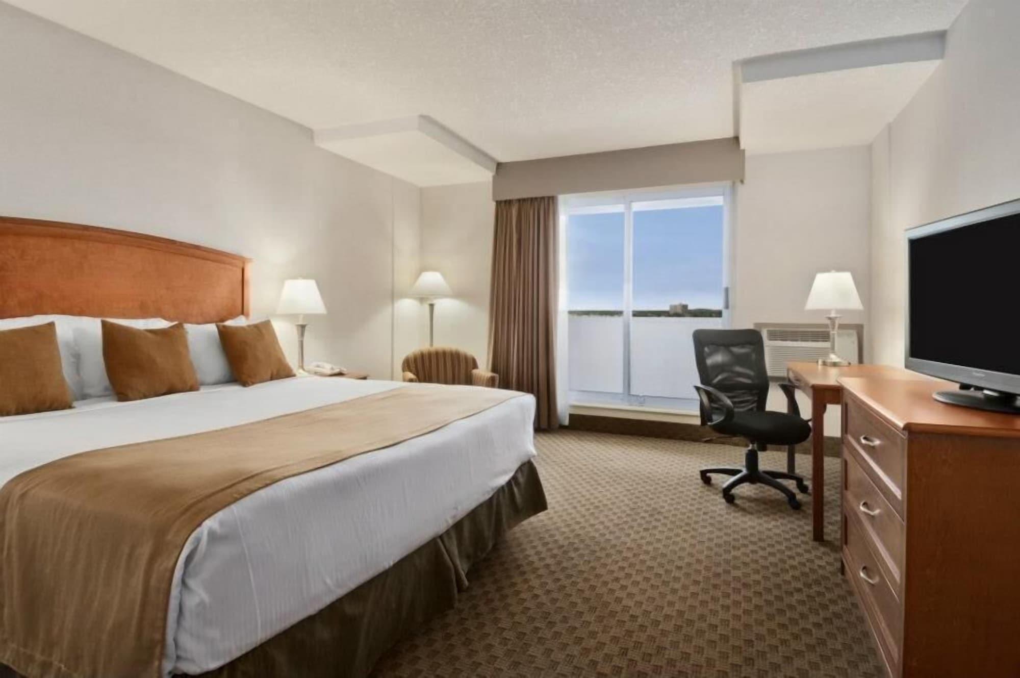 Ramada By Wyndham Edmonton South Hotel Exterior photo